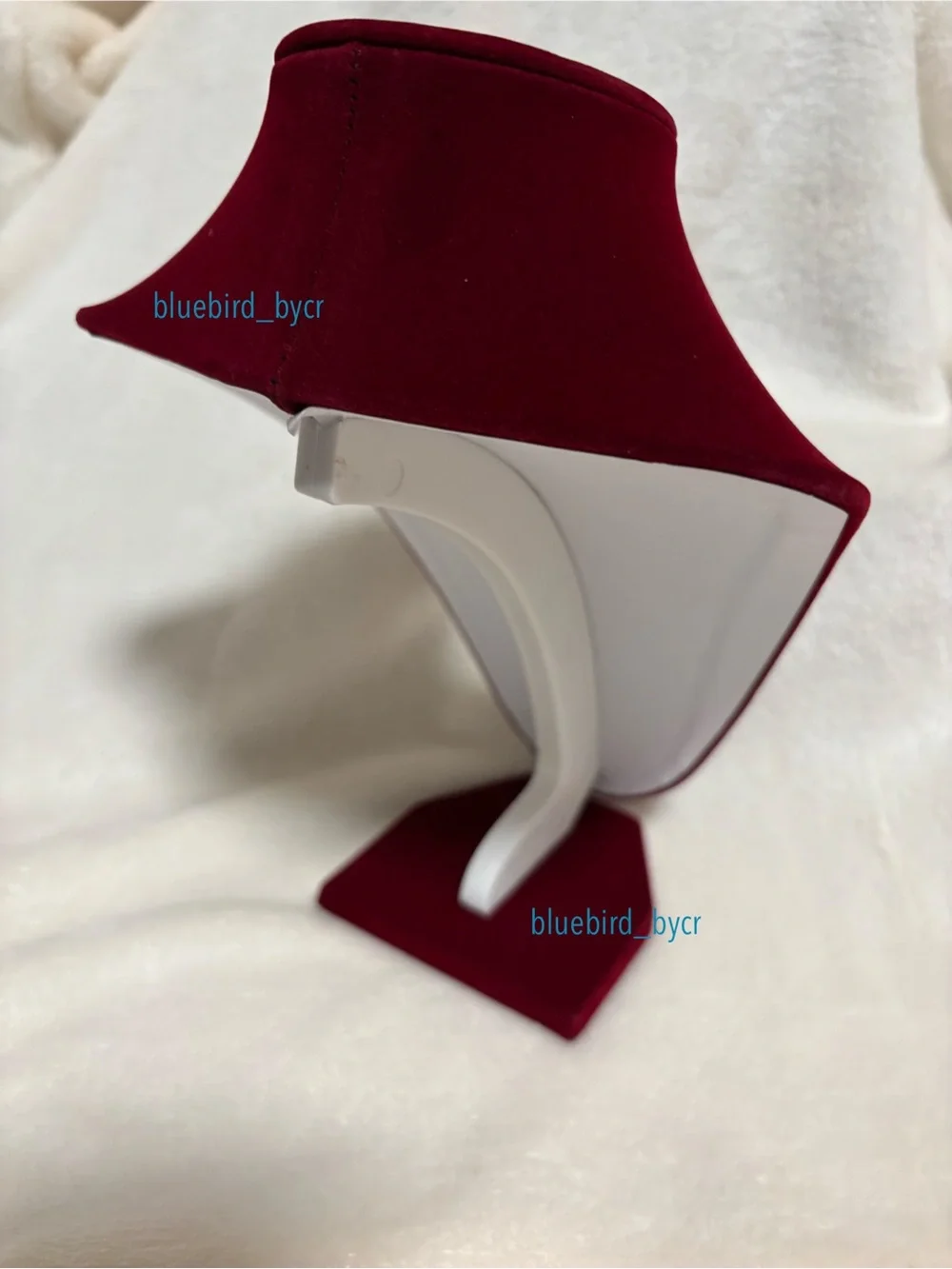 Velvet NWOT Necklace Display Bust in Burgundy